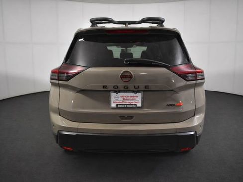 Used 2025 Nissan Rogue SV AWD/4WD image 5