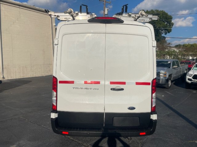 Used 2019 Ford Transit 250 130 Medium Roof w/ Exterior Upgrade Package RWD image 5