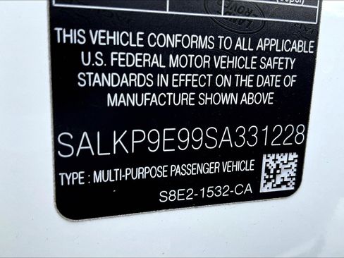 New 2025 Land Rover Range Rover SE image 13