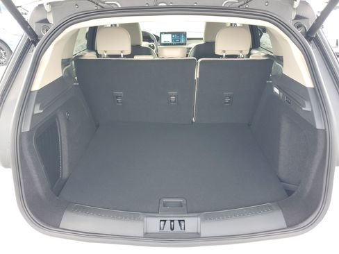 New 2026 Lincoln Corsair Premiere image 28