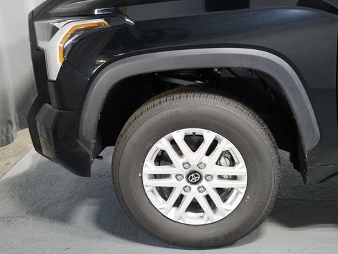 Used 2024 Toyota Tundra SR5 w/ SR5 Convenience Package RWD image 5