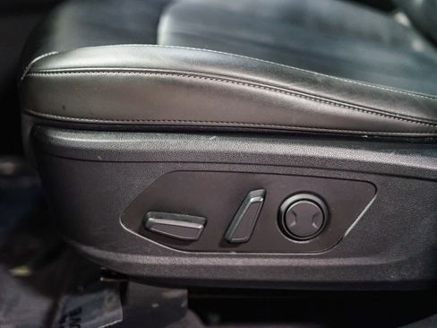 Used 2024 Kia Sorento EX w/ Panoramic Sunroof Package image 25