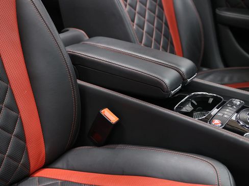 Used 2017 Bentley Flying Spur S W12 AWD/4WD image 95