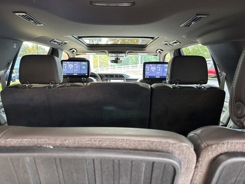 Used 2021 GMC Yukon Denali w/ Denali Ultimate Package image 38