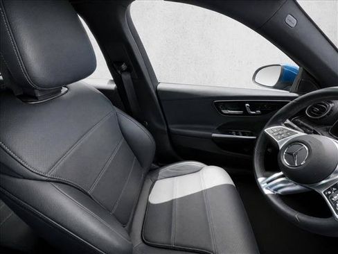 Used 2024 Mercedes-Benz C 300 Sedan image 16