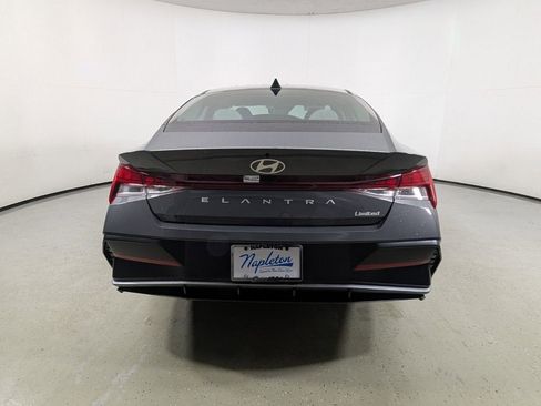 New 2026 Hyundai Elantra Limited FWD image 6