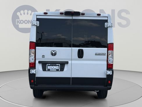 Used 2025 RAM ProMaster 2500 w/ U-Haul Equipment Group FWD image 5