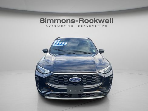 Used 2024 Ford Escape ST-Line image 1