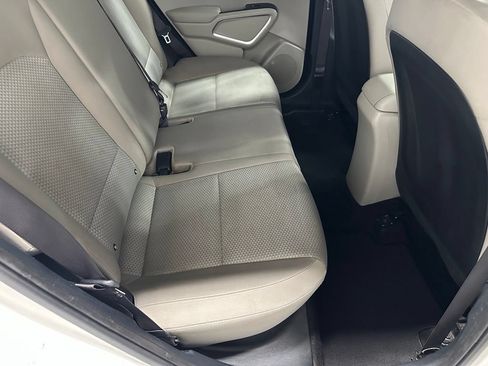 Used 2023 Kia Soul LX w/ LX Technology Package FWD image 53