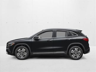 New 2025 Mercedes-Benz GLA 250 video 3