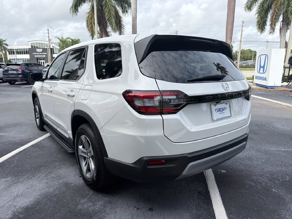 Certified 2025 Honda Pilot EX-L image 6