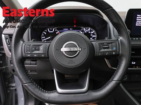 Used 2023 Nissan Rogue SV w/ SV Premium Package AWD/4WD image 13