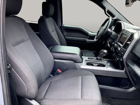 Used 2019 Ford F150 XLT w/ Equipment Group 302A Luxury RWD image 9