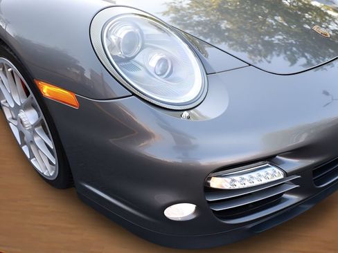 Used 2010 Porsche 911 Turbo AWD/4WD image 26