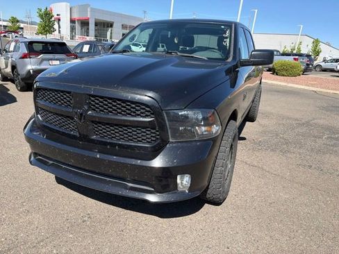 Used 2017 RAM 1500 Express w/ Black Ram 1500 Express Group AWD/4WD image 5