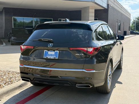 Used 2022 Acura MDX SH-AWD w/ Advance Package image 6