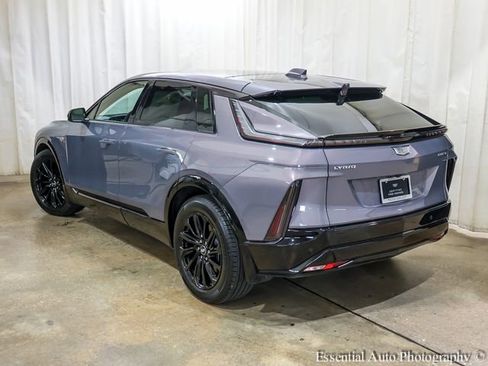 Certified 2024 Cadillac Lyriq Sport w/ LPO, Floor Liner Package AWD/4WD image 9