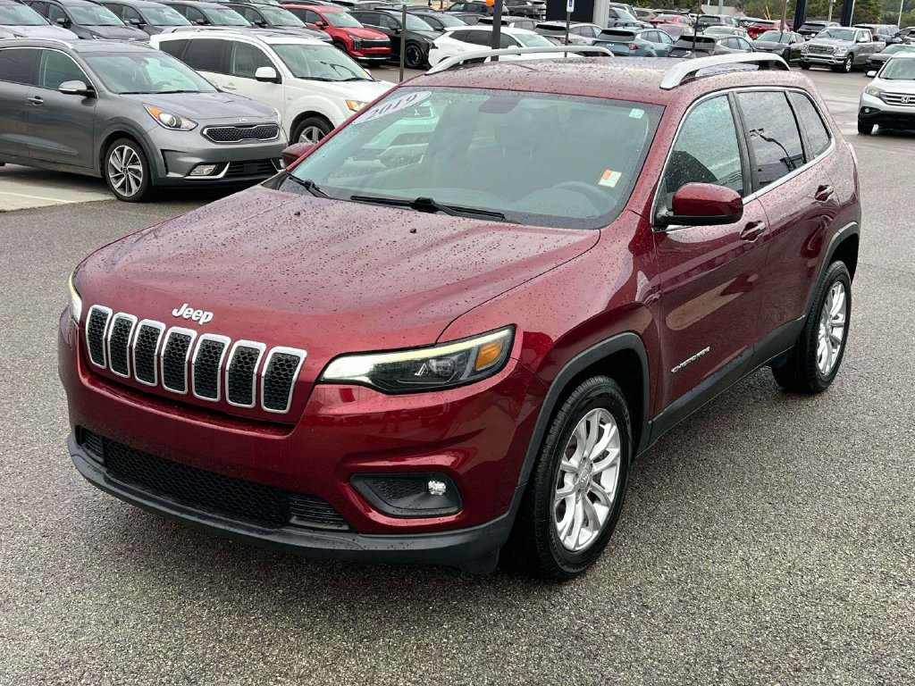 Used 2019 Jeep Cherokee Latitude w/ Popular Appearance Group FWD image 30