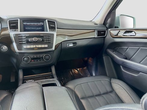 Used 2016 Mercedes-Benz GL 450 4MATIC image 26