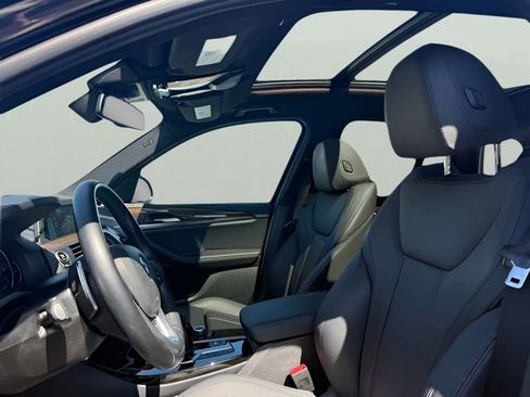 Used 2019 BMW X3 xDrive30i w/ Convenience Package image 12