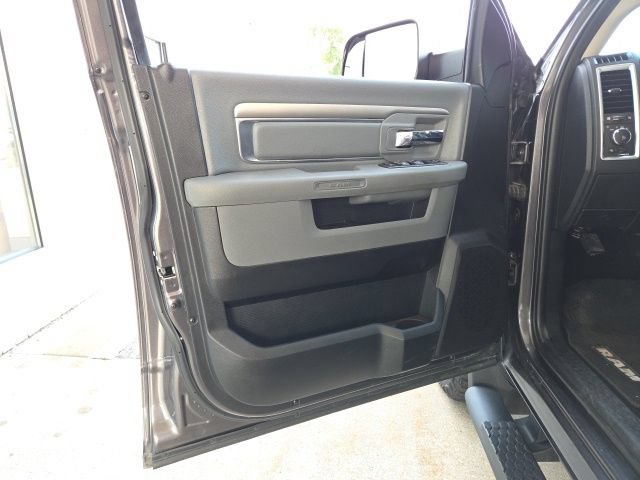 Used 2020 RAM 1500 Warlock AWD/4WD image 45