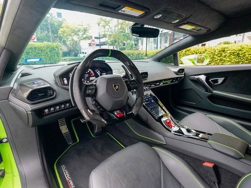 Used 2021 Lamborghini Huracan EVO RWD image 61