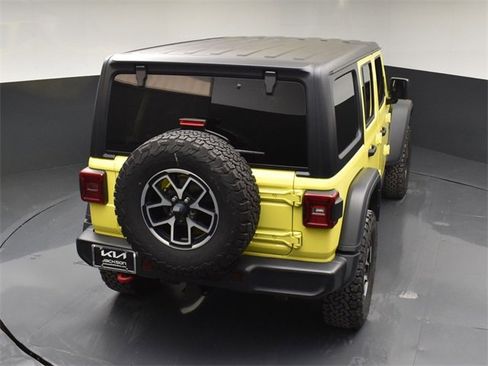 Used 2024 Jeep Wrangler Unlimited Rubicon image 47