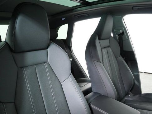 New 2025 Audi Q5 Premium Plus image 24