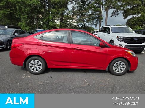 Used 2015 Hyundai Accent GLS FWD image 16