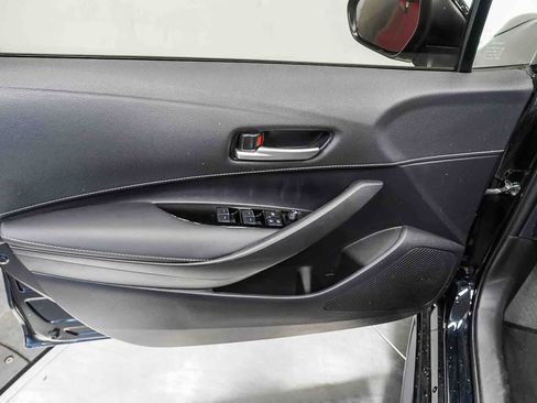 Used 2025 Toyota Corolla SE w/ SE Package FWD image 21