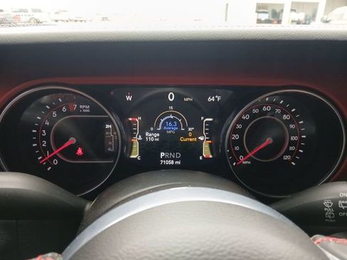Used 2021 Jeep Wrangler Unlimited Rubicon AWD/4WD image 23