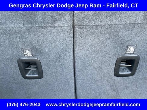 Used 2021 Jeep Wrangler Unlimited Sahara AWD/4WD image 32