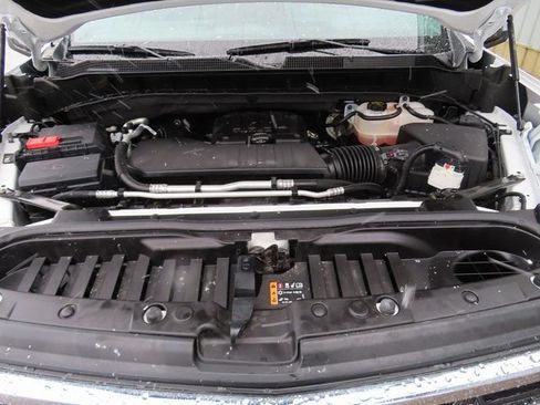 Used 2024 Chevrolet Silverado 1500 LT AWD/4WD image 14
