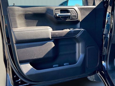 Used 2022 Chevrolet Silverado 1500 LTZ image 15