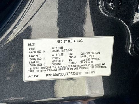 Used 2024 Tesla Model Y Performance AWD/4WD image 40