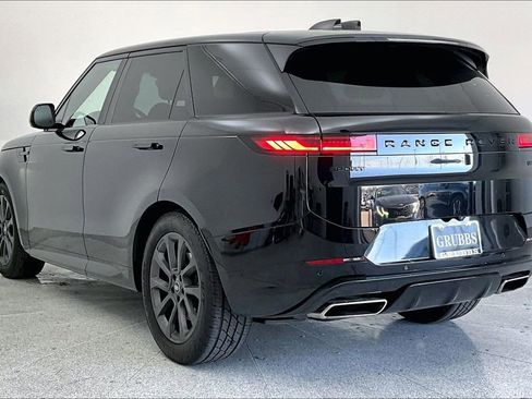 Used 2024 Land Rover Range Rover Sport Dynamic SE image 16