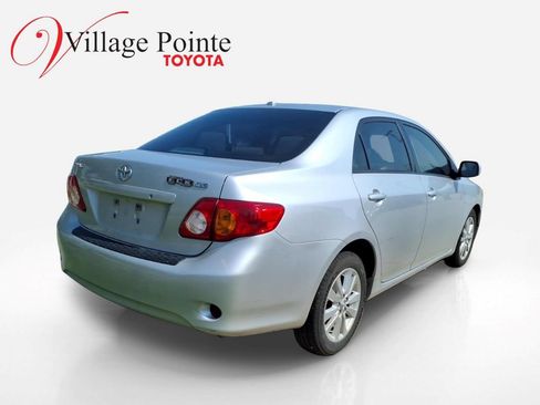 Used 2009 Toyota Corolla XLE w/ All Weather Guard Pkg FWD image 4
