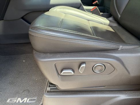 Used 2021 GMC Yukon Denali w/ Denali Ultimate Package AWD/4WD image 21