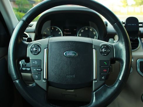 Used 2015 Land Rover LR4 HSE LUX AWD/4WD image 13