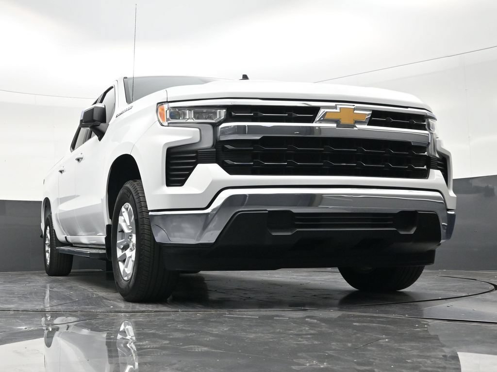 Used 2024 Chevrolet Silverado 1500 LT RWD image 23