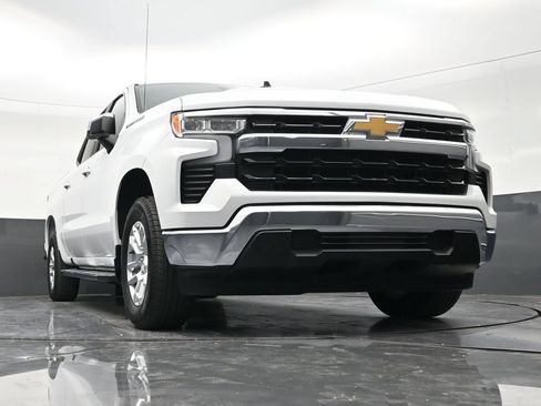 Used 2024 Chevrolet Silverado 1500 LT RWD image 23