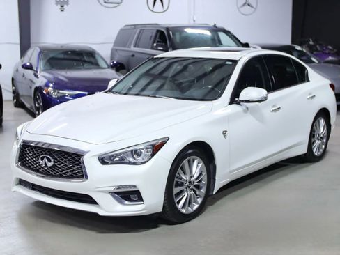 Used 2021 INFINITI Q50 Luxe w/ Cargo Package RWD image 6