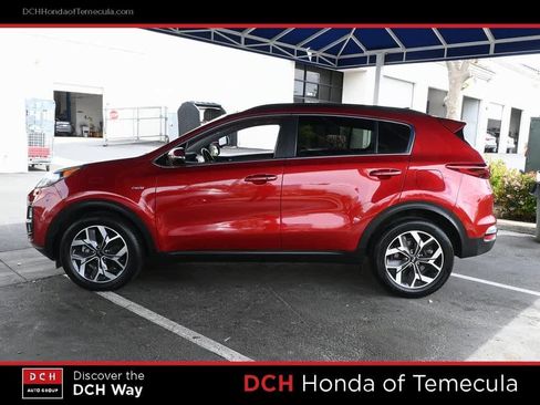 Used 2022 Kia Sportage EX w/ EX Technology Package image 4