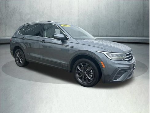 Used 2022 Volkswagen Tiguan SE AWD/4WD image 7