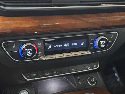 Used 2022 Audi Q5 2.0T Premium Plus image 30