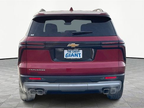 New 2026 Chevrolet Traverse LT w/ Driver Confidence Package image 4