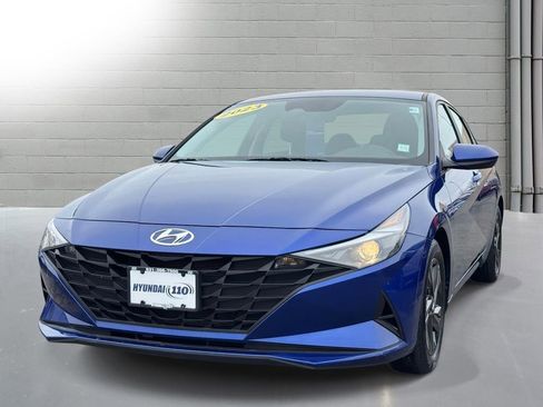 Used 2023 Hyundai Elantra SEL image 4