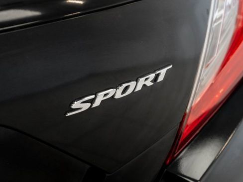 Used 2020 Honda Civic Sport image 11