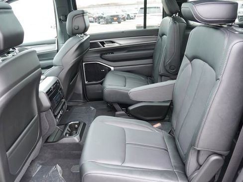 New 2026 Jeep Grand Wagoneer Limited AWD/4WD image 11