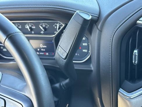 Used 2023 GMC Sierra 3500 SLT w/ Gooseneck/5TH Wheel Package AWD/4WD image 18